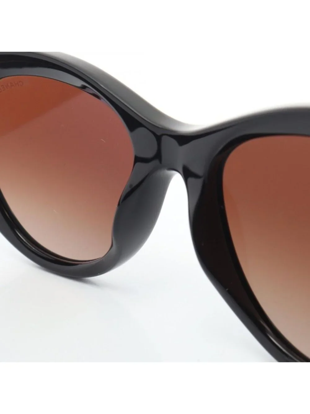Chanel Sunglasses CC Logo Gradient Lens Eyewear